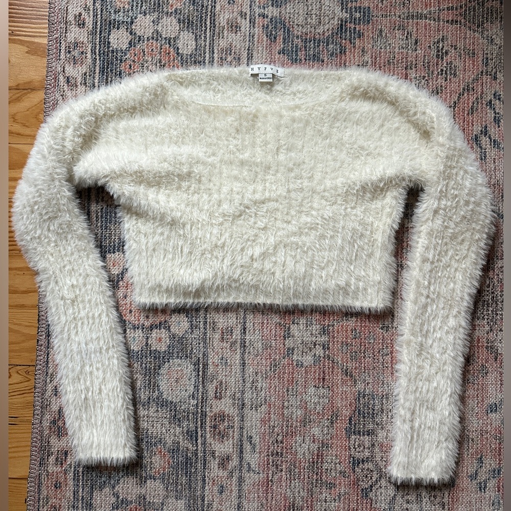 HYFVE Fuzzy Cream Cropped Sweater